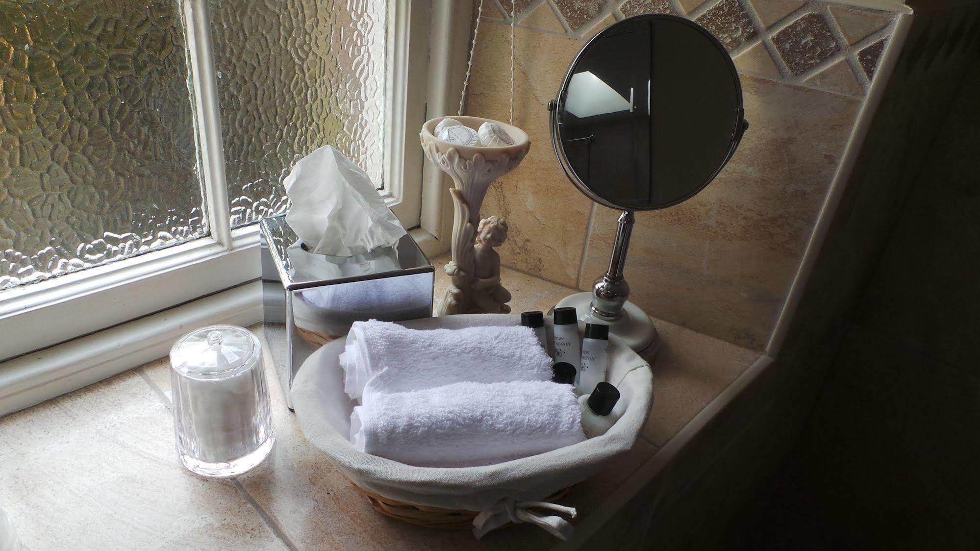Comelybank Guesthouse Crieff Eksteriør billede