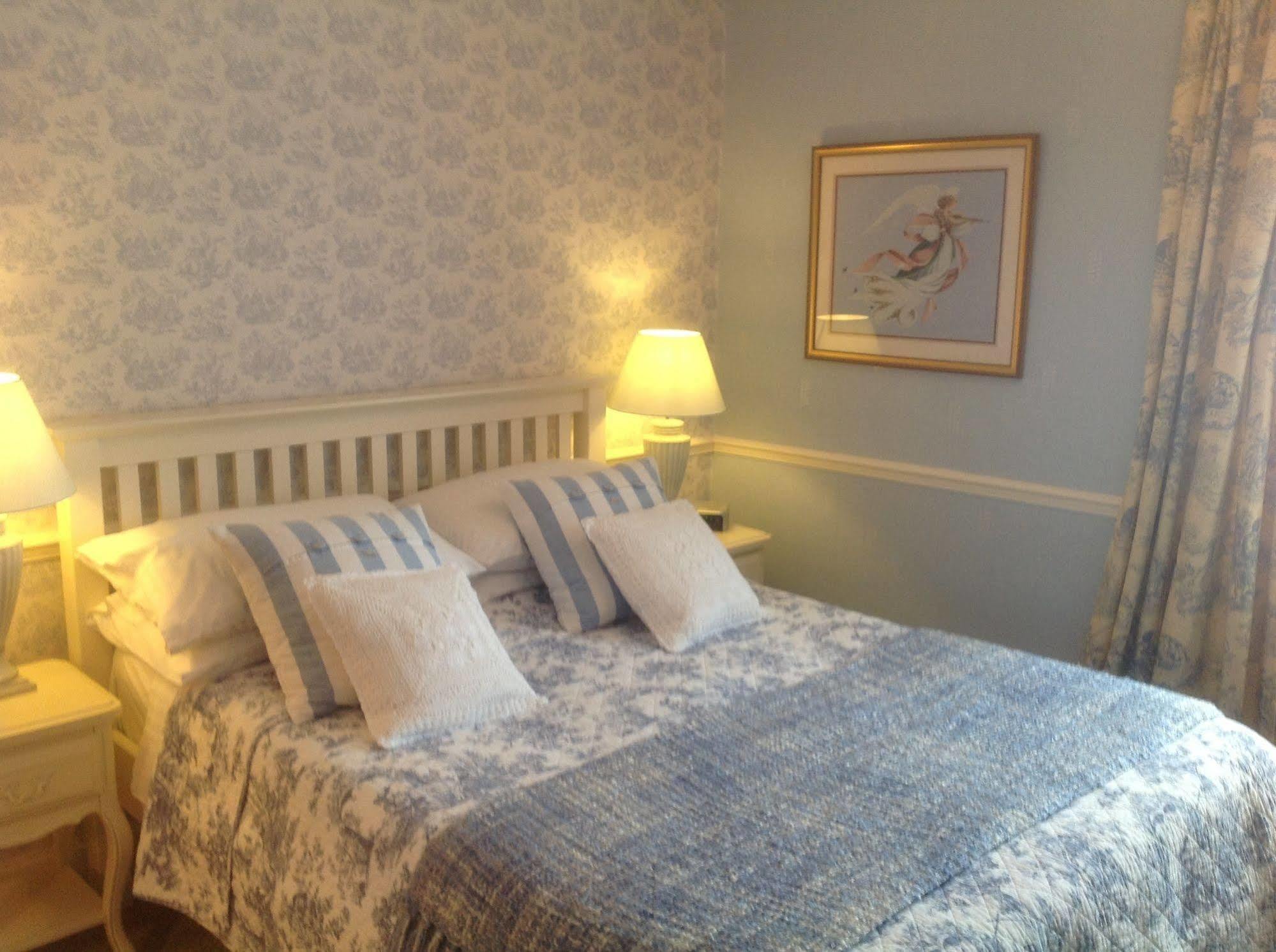 Comelybank Guesthouse Crieff Eksteriør billede