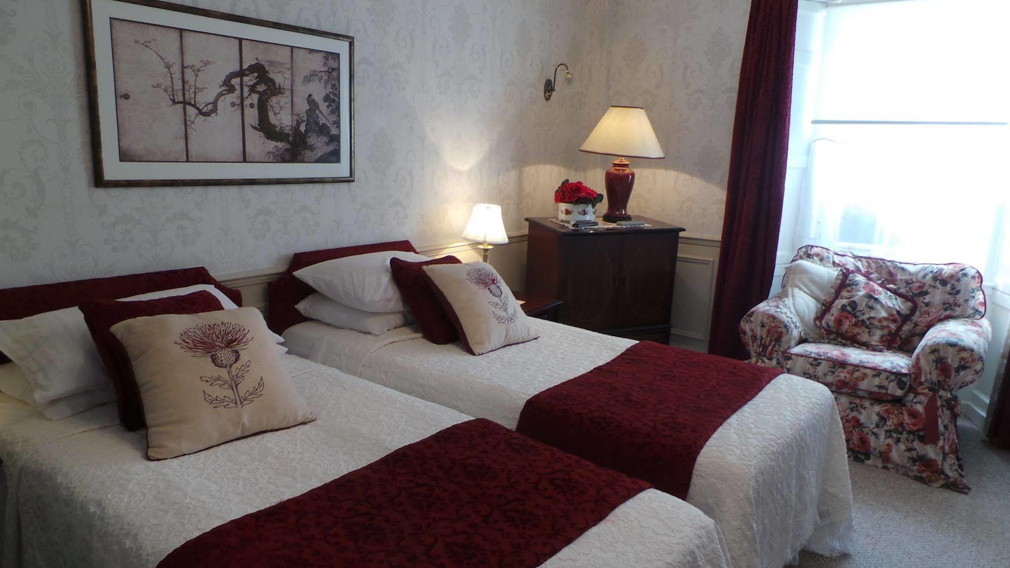 Comelybank Guesthouse Crieff Eksteriør billede
